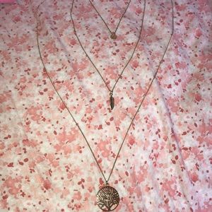 Triple layer necklace!